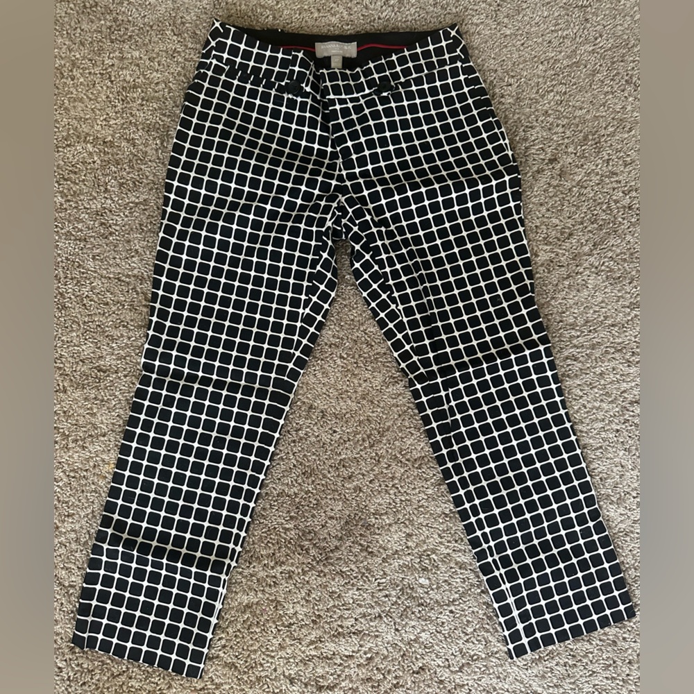 Banana Republic Black and White Checkered Capris
